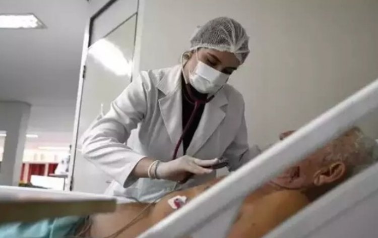MEC endurece regras e exige 4 mil horas presenciais em cursos de enfermagem