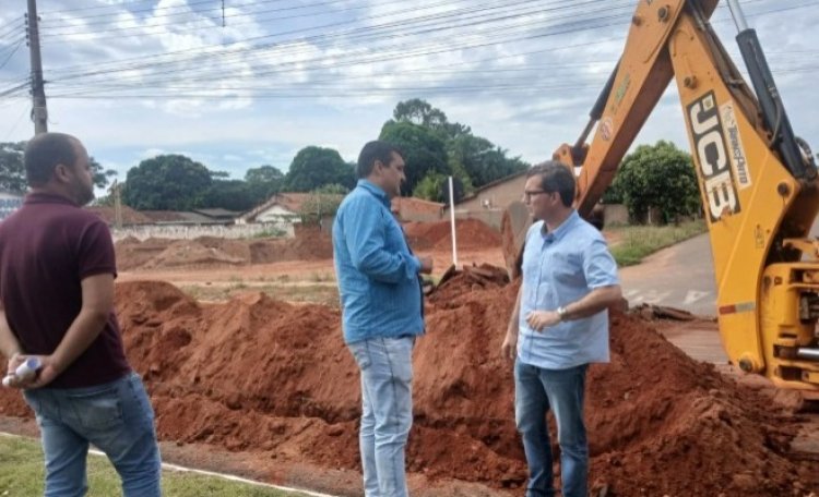 Obras ampliam rede de esgoto para atender expansão de Três Lagoas