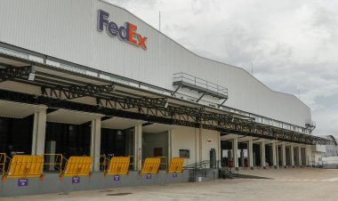 Gigante das entregas deixa mercado nacional: FedEx encerra operações domésticas no Brasil