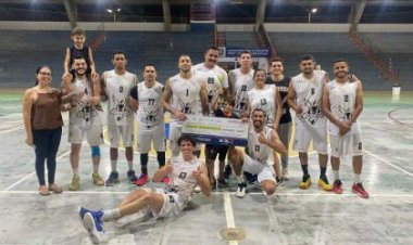 Coyotes conquistam o título do Campeonato Municipal de Basquetebol 2026 e final é marcada por homenagem ao atleta Luiz Henrique