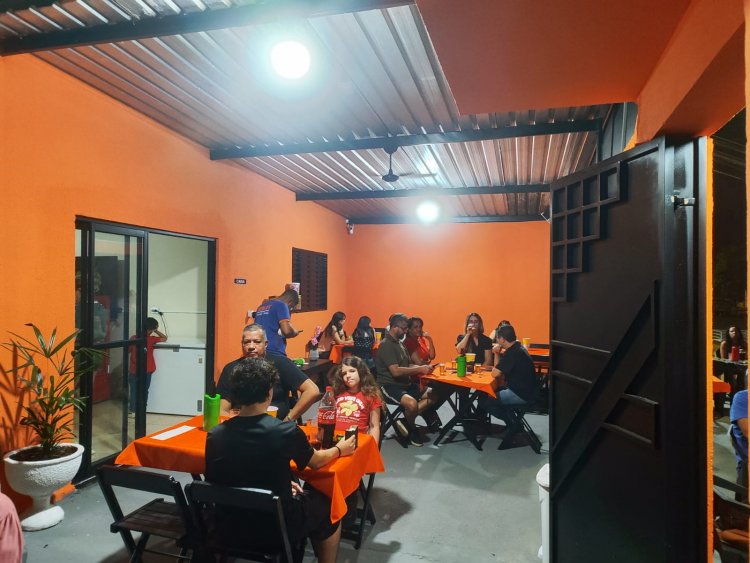 Irani Espetos e Caldos inaugura novo espaço em Três Lagoas com casa lotada