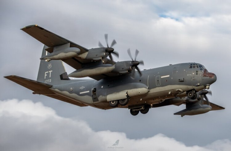 Avião militar dos EUA ligado à operação contra Maduro está na Base Aérea de Campo Grande